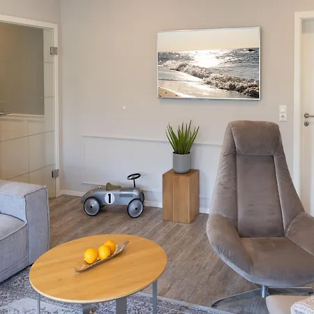 Semesterbostad Strandhaus Mit Sauna Lubmin